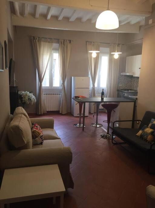 Ferienwohnung Living In Centro Storico Florenz Exterior foto